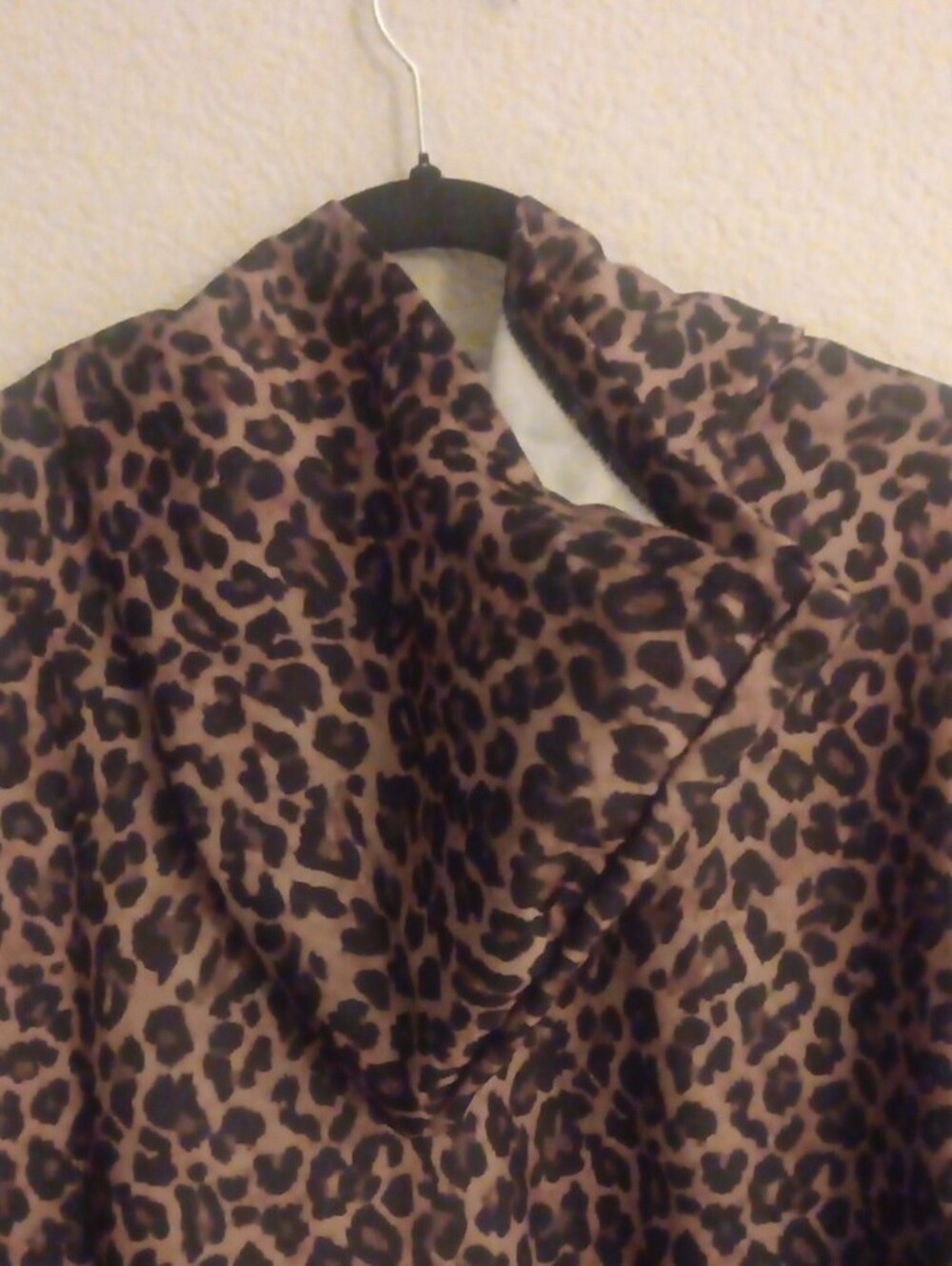 Plus Size Leopard Print Pullover Sweater NWOT - Picture 3 of 5